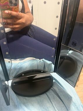Tri-Fold Lighted Makeup Mirror - Black